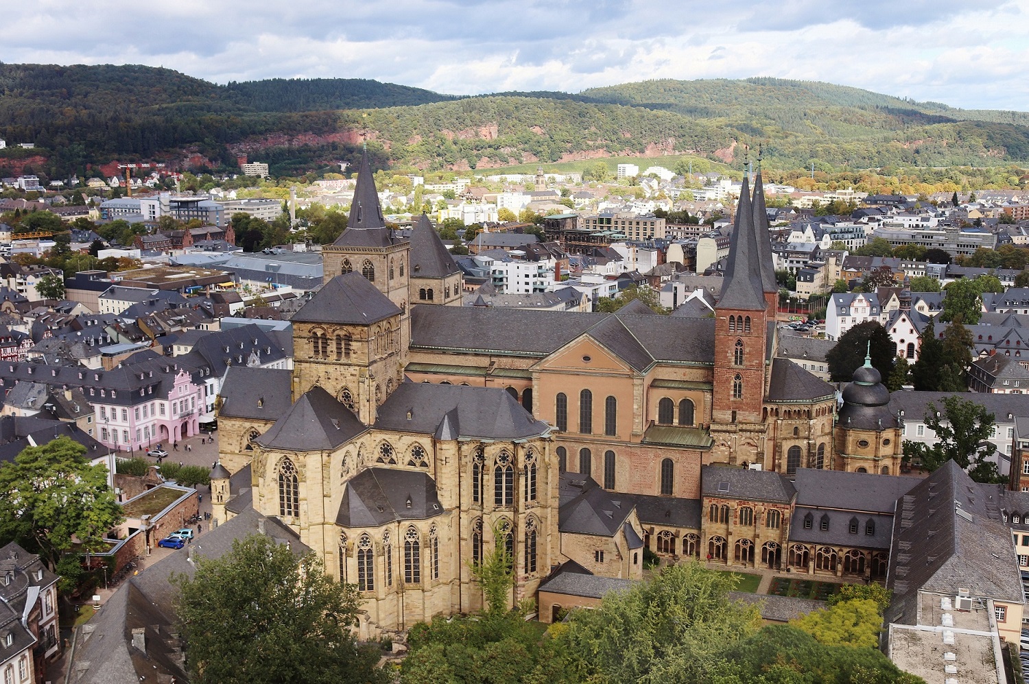 Trierer Dom Question Image